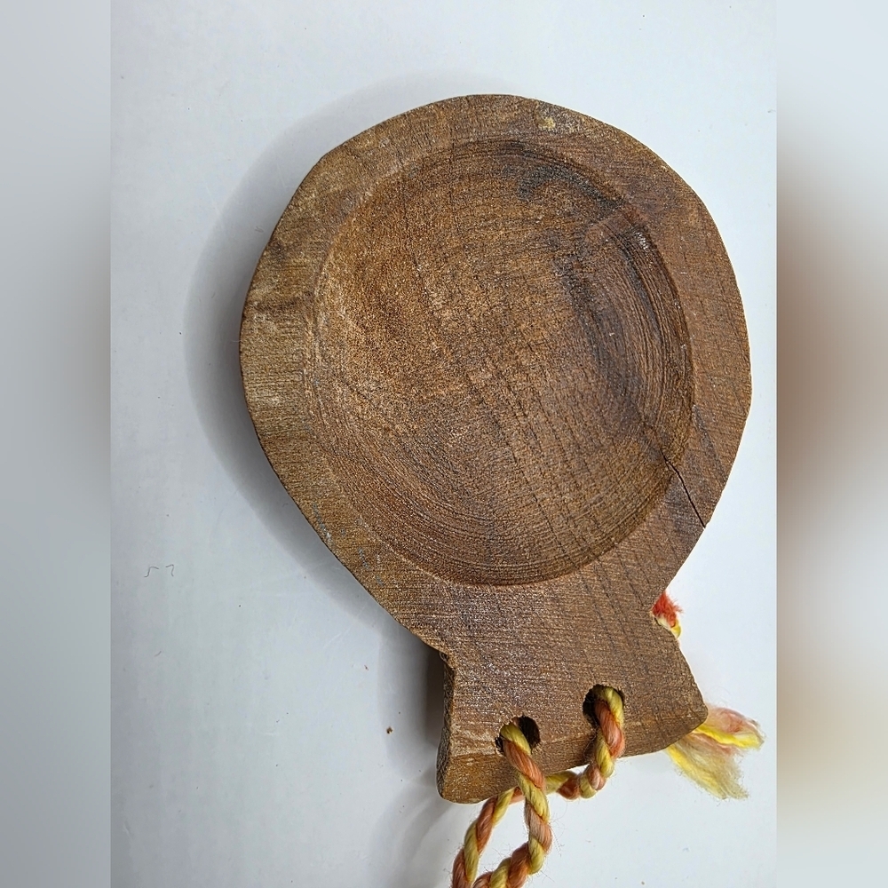 Wooden Castanets with Rope - Picture 8 of 15